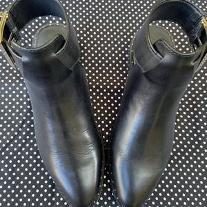 NWOT Steve Madden Slingback Black Booties